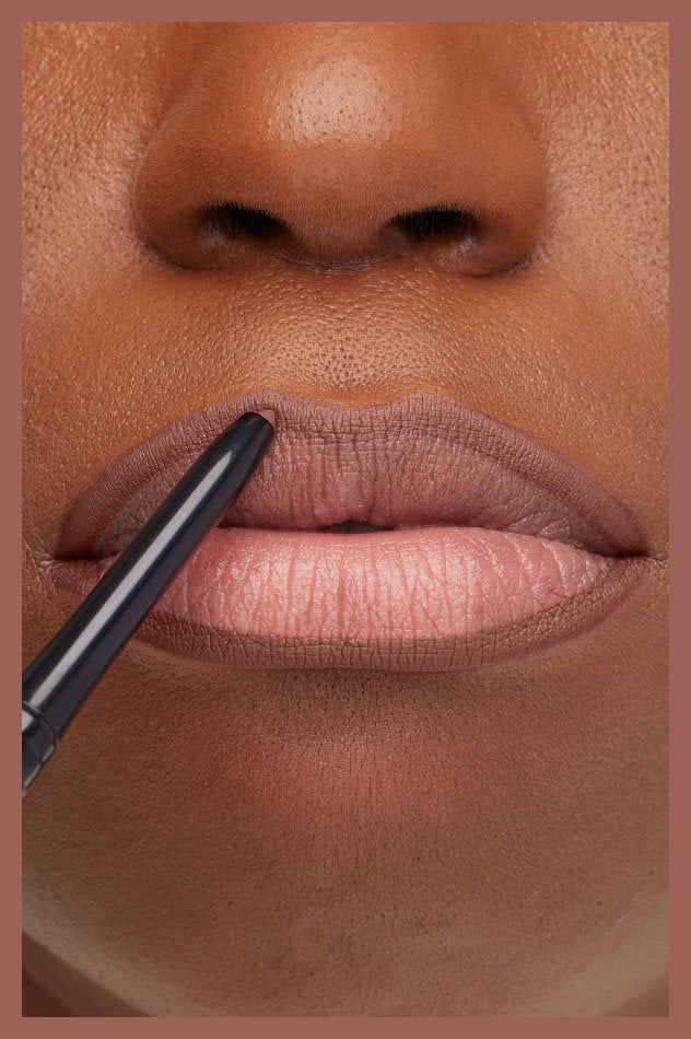 Color Sensational® Shaping Lip Liner Totally Toffee - Image 4